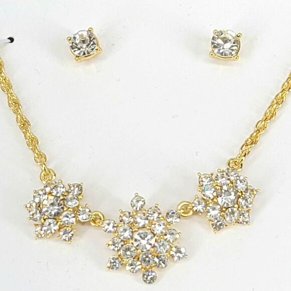 Crystal Burst Collar Necklace & Stud Earrings Set - Picture 2 of 10